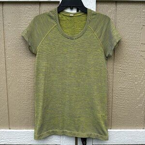 Lululemon Swiftly Tech 2.0 Shirt Women’s Size 10 We Are From Space Yellow